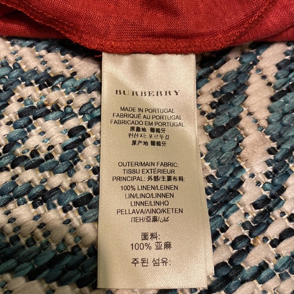 BurBerry - Picture 10 of 10